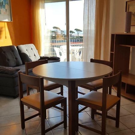 Residence Natante - Walterigato Apartments Solo Per Famiglie Лидо-ди-Езоло Экстерьер фото